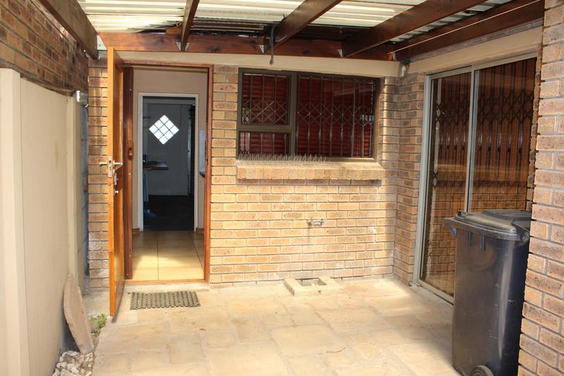 2 Bedroom Property for Sale in Glenwood Western Cape